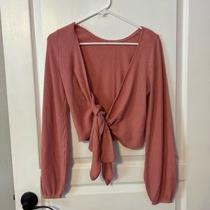 open cropped long sleeves top